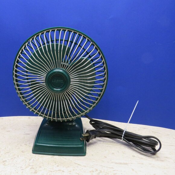 VTG Lasko Galaxy 6 in Tabletop Personal 2 Speed Fan Forest Green Clean Working. - Picture 1 of 5